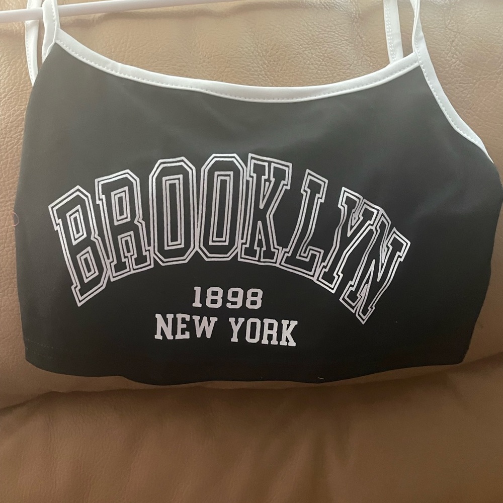 super cute crop top